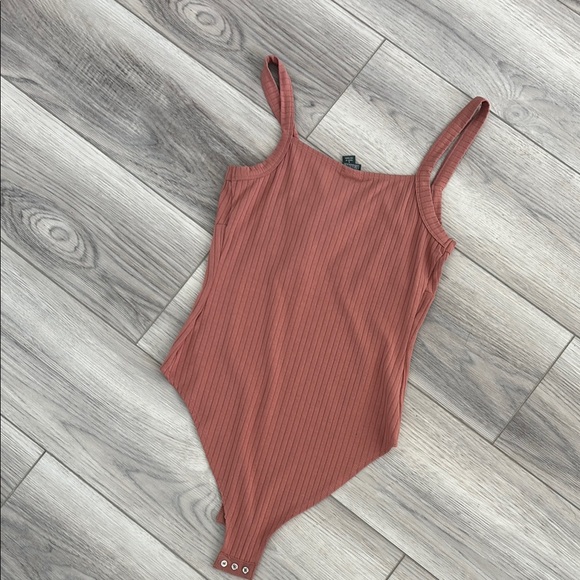 NWT Rust Ribbed Bodysuit - Picture 6 of 6